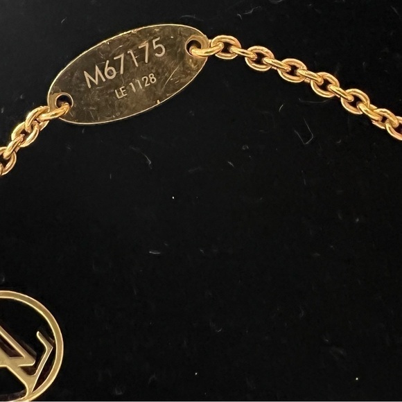 Louis Vuitton “R” charm bracelet. - Picture 3 of 5